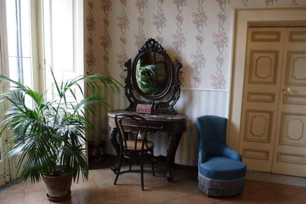 Appartamento Villa Romano ปิอาโนดิซอร์เรนโต ภายนอก รูปภาพ